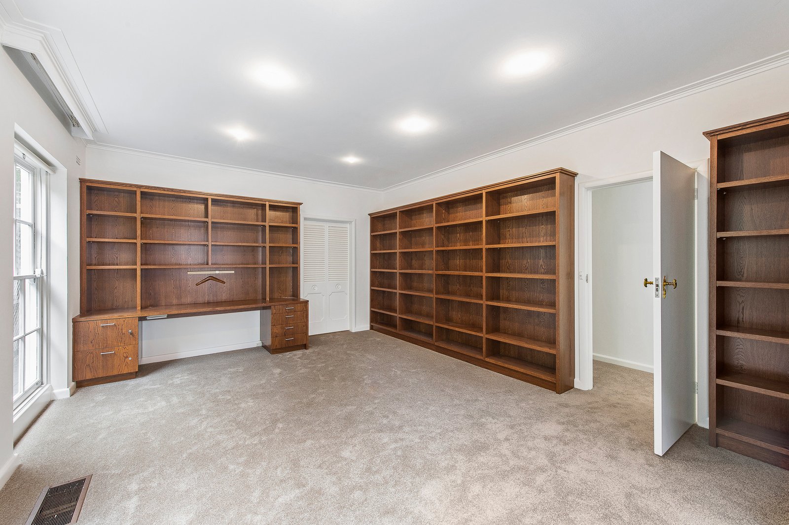 Real Estate and Property in 1/589a Toorak Road, Toorak, VIC