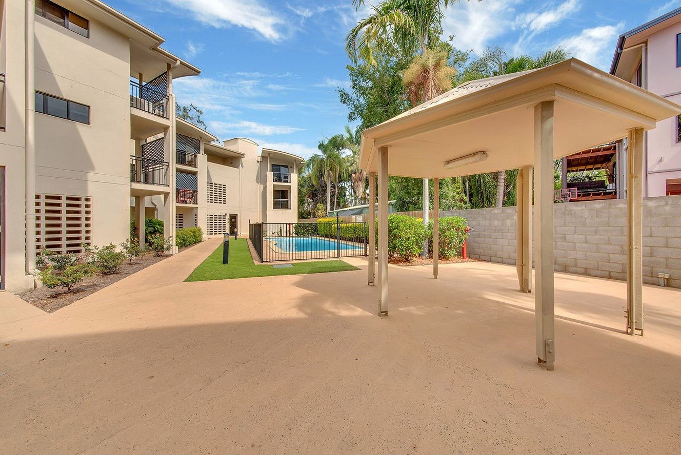 15/8a Wyndham Avenue BOYNE ISLAND 15