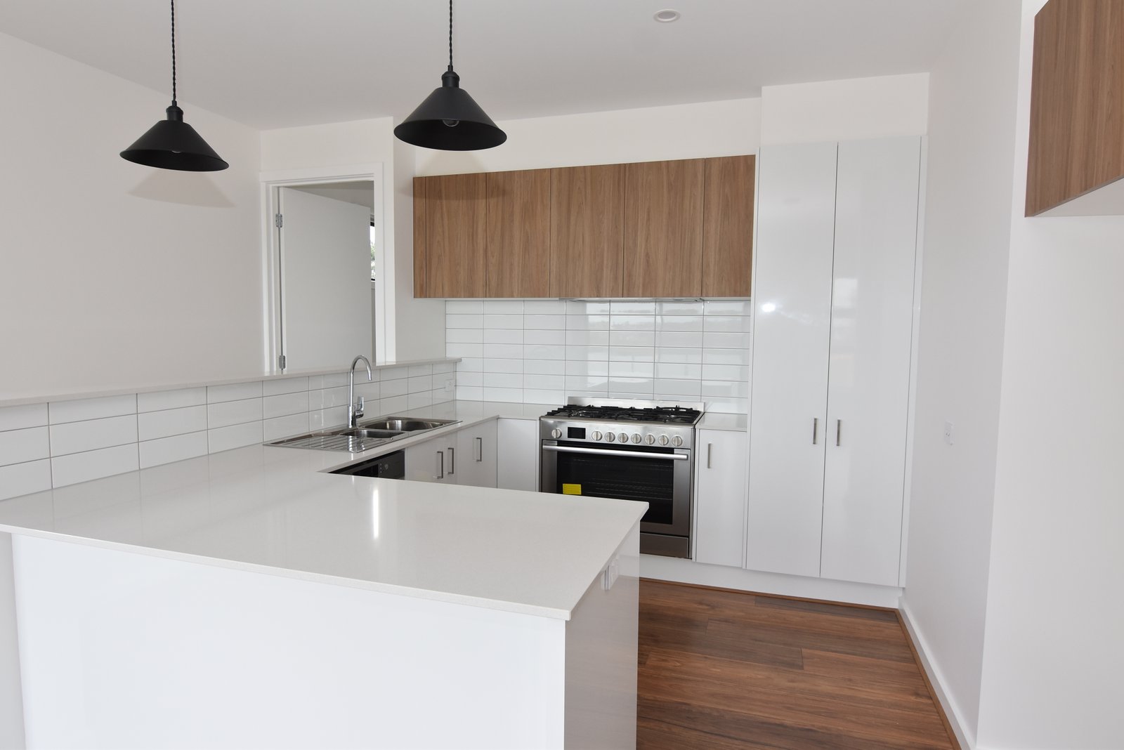 Gallery: 158b West Fyans Street