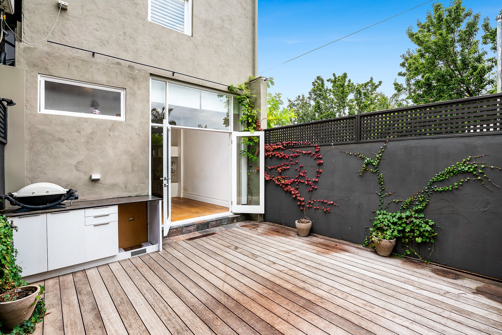 Gallery: 159 Bank Street