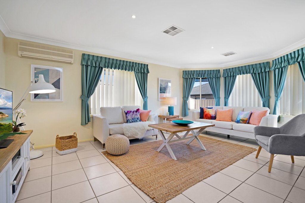 1/59 Carnarvon Circuit EAST MAITLAND 2