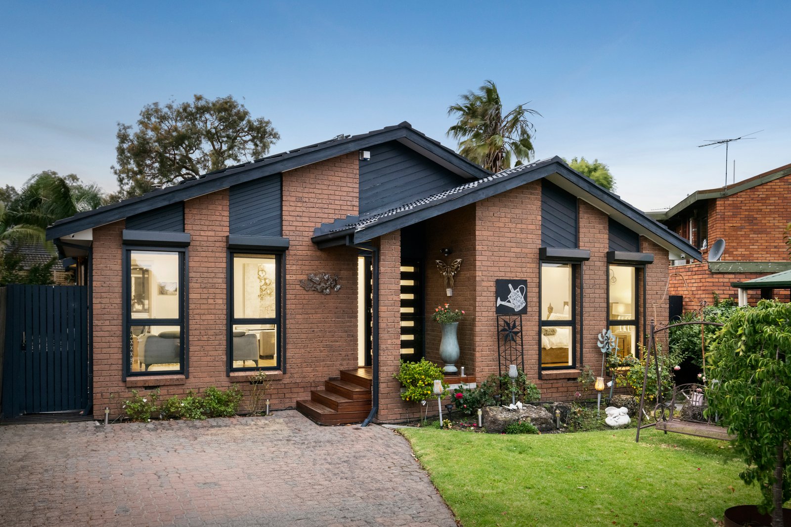Gallery: 159 Centre Dandenong Road