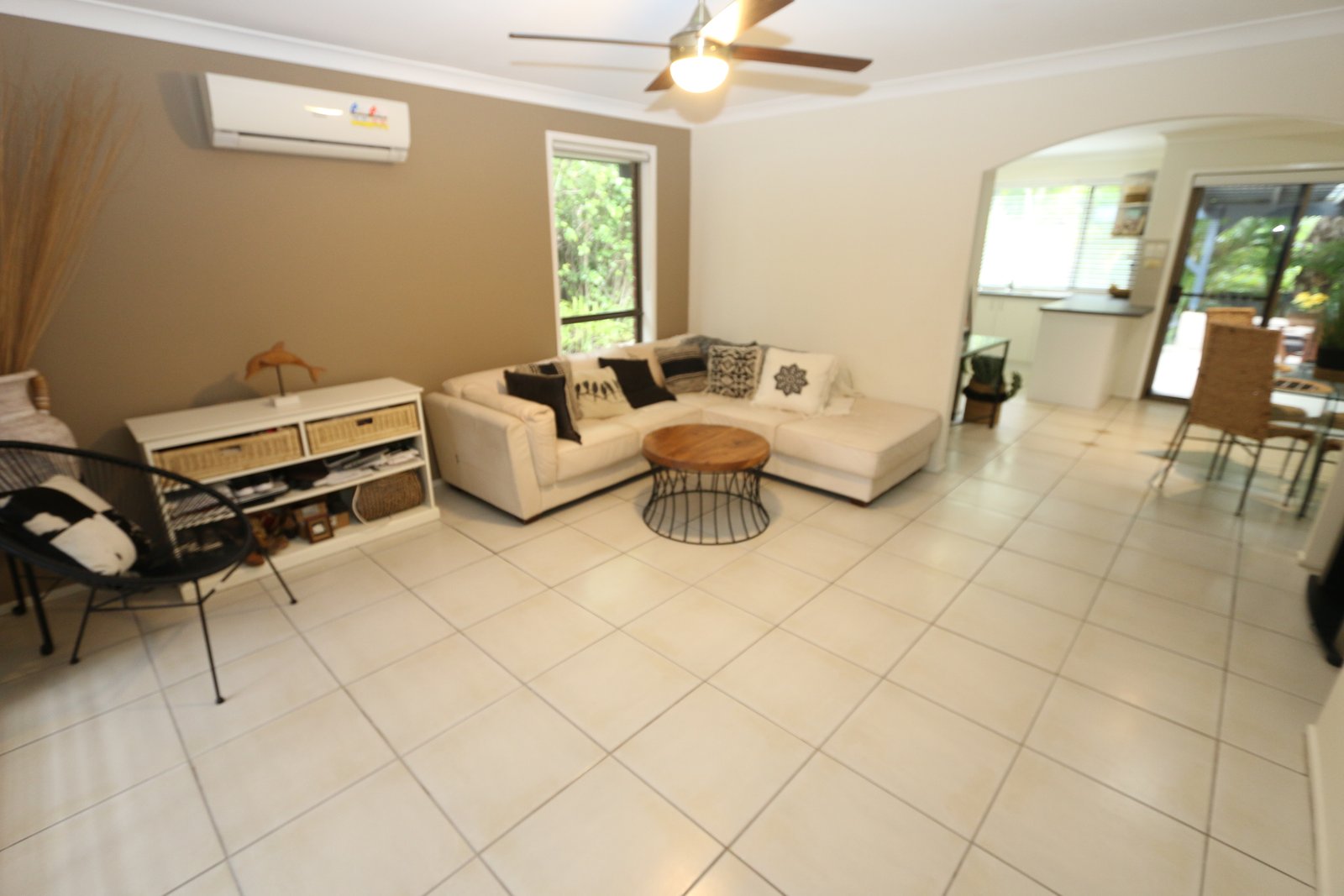 1/59 Corunna Crescent ASHMORE 2