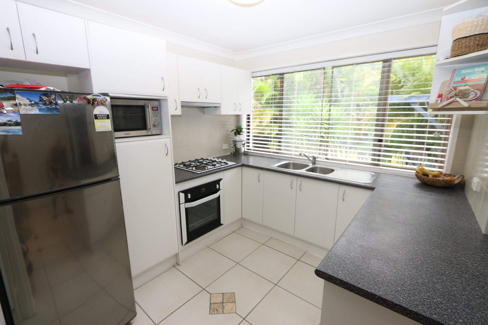 1/59 Corunna Crescent ASHMORE 3