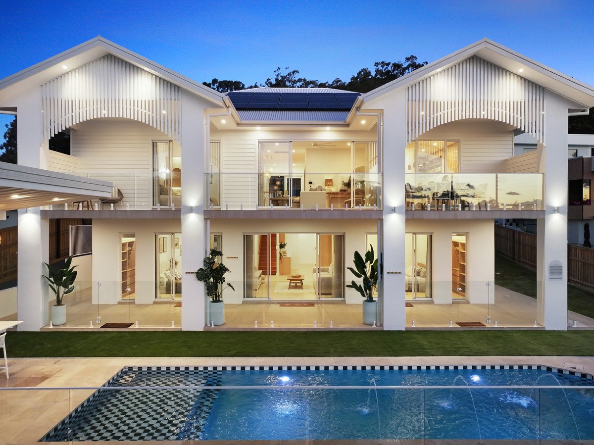 159 Cowell Drive Burleigh Heads 10