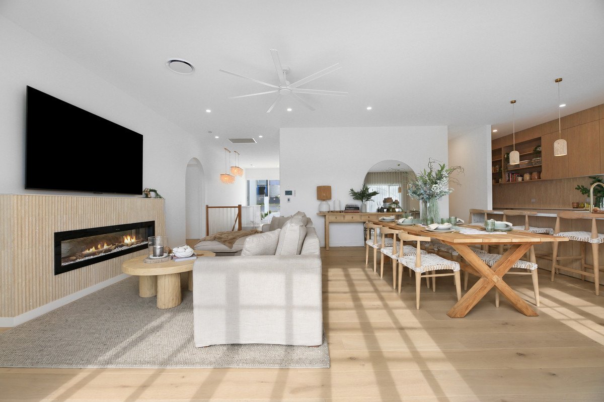 159 Cowell Drive Burleigh Heads 12