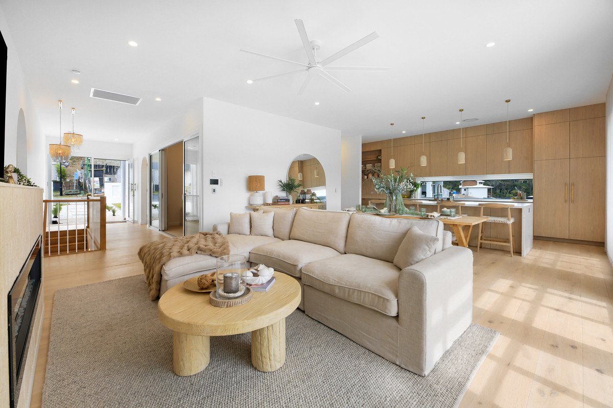159 Cowell Drive Burleigh Heads 20