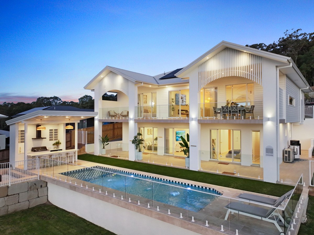159 Cowell Drive Burleigh Heads 25