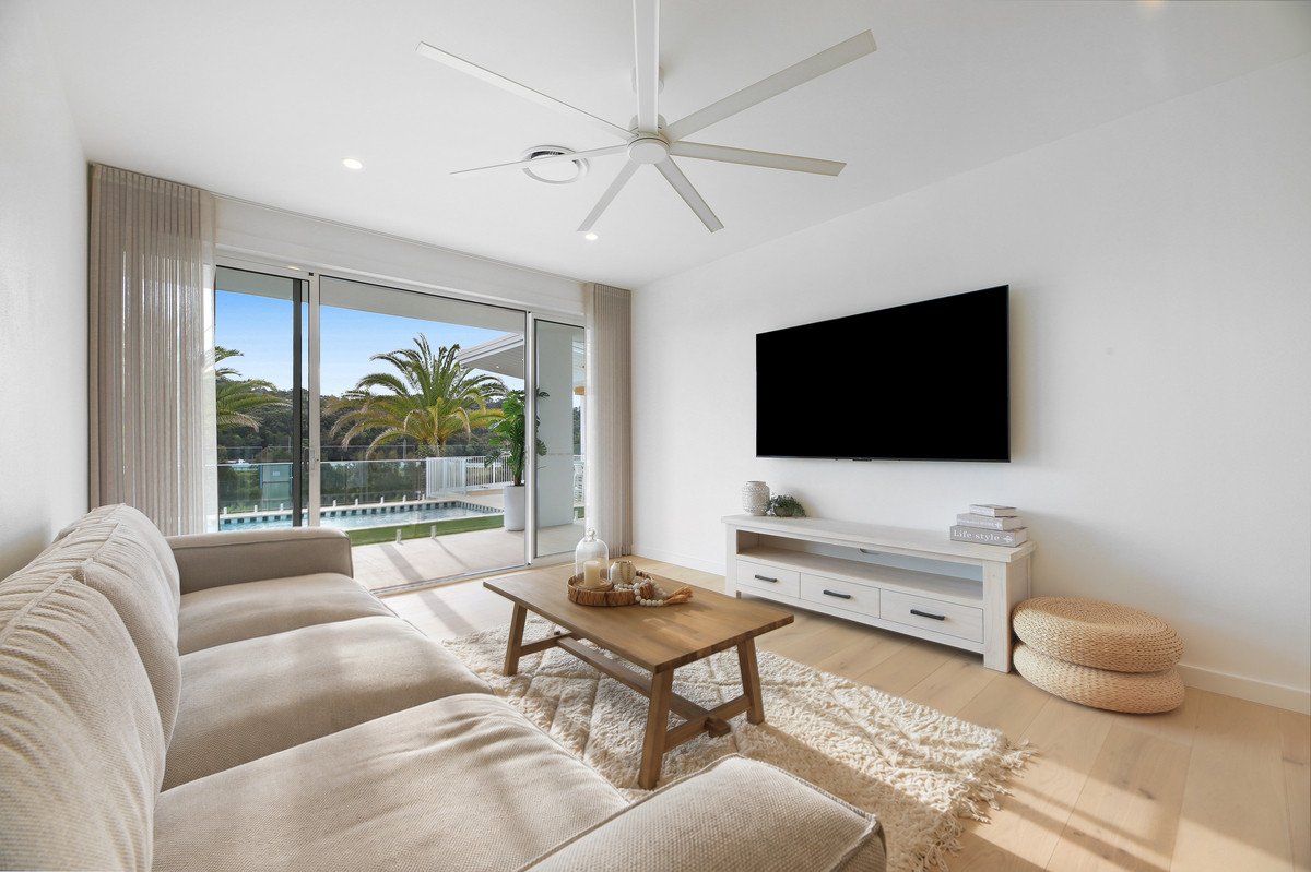 159 Cowell Drive Burleigh Heads 26