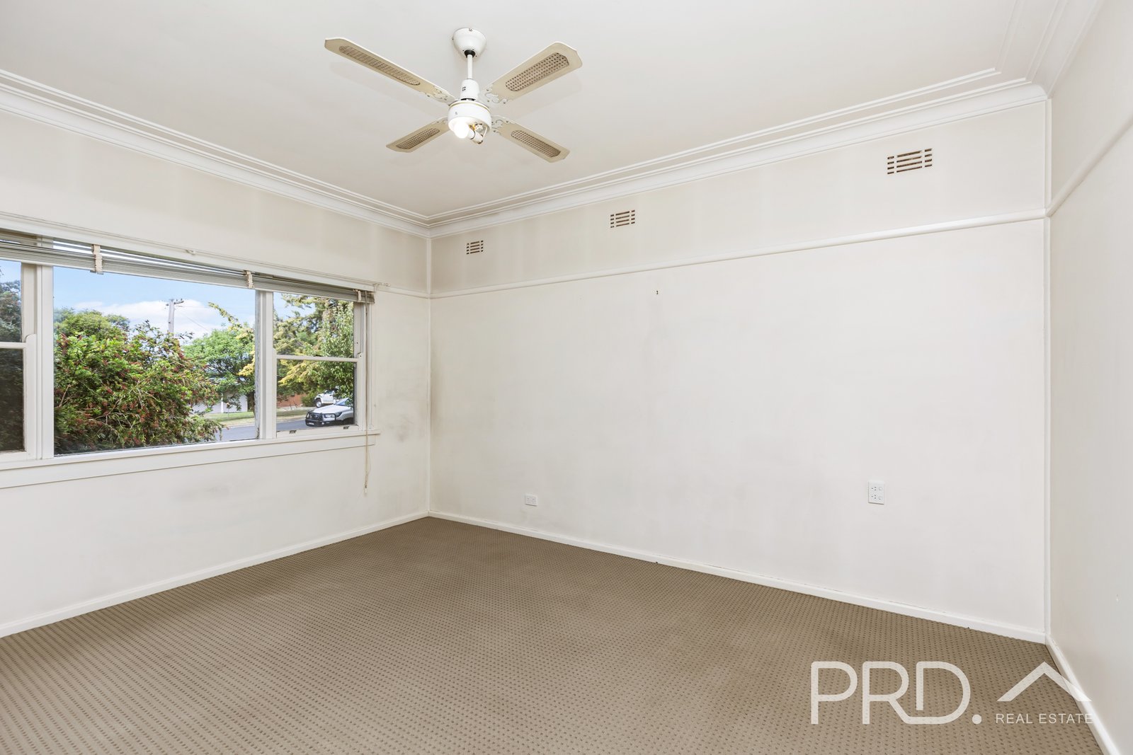 159 Simpson Street TUMUT 7