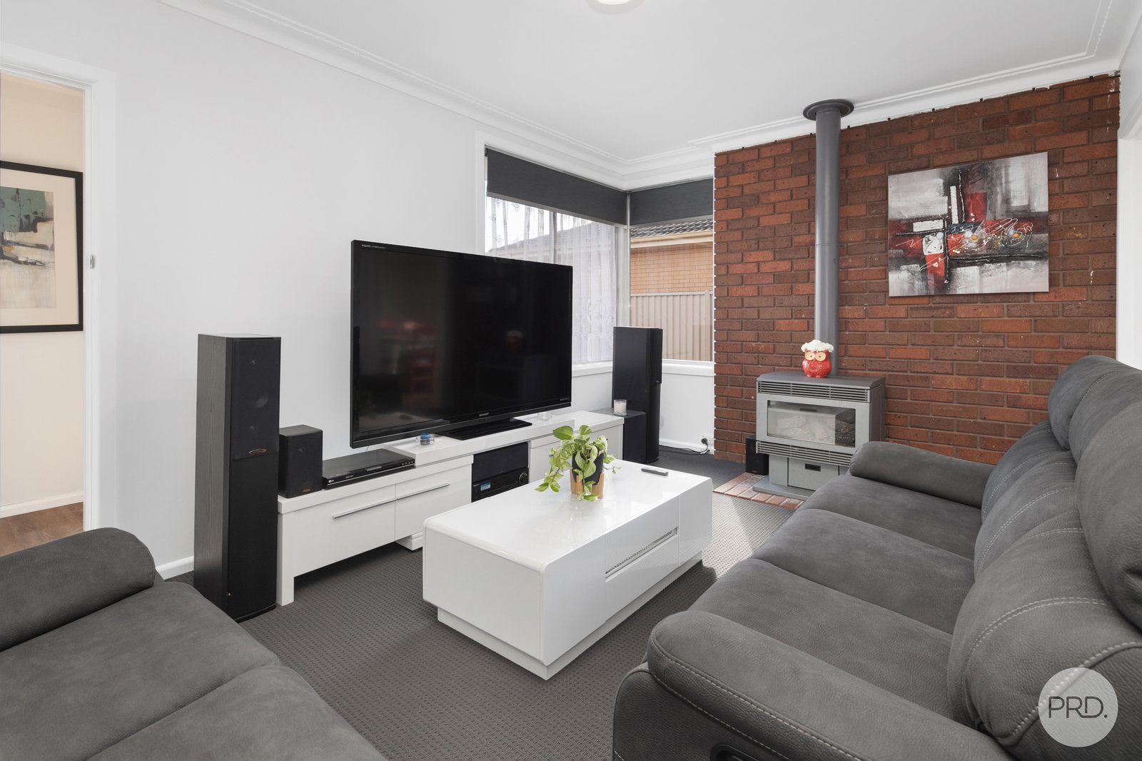 159 Spencer Street SEBASTOPOL 9