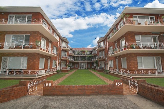 159 The Grand Parade MONTEREY 1