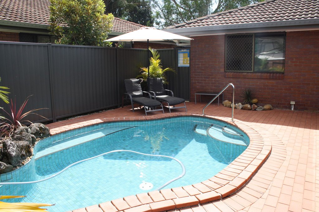 1/59 Treeview Drive BURLEIGH WATERS 13