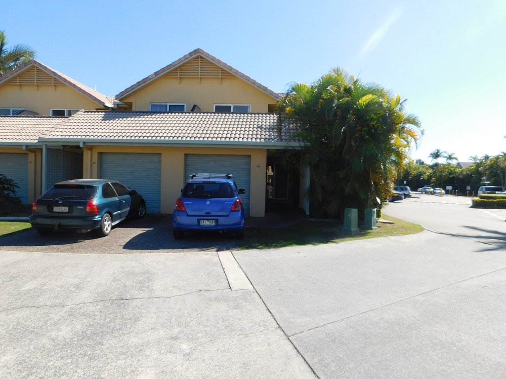 159/215 Cottesloe Drive MERMAID WATERS 17
