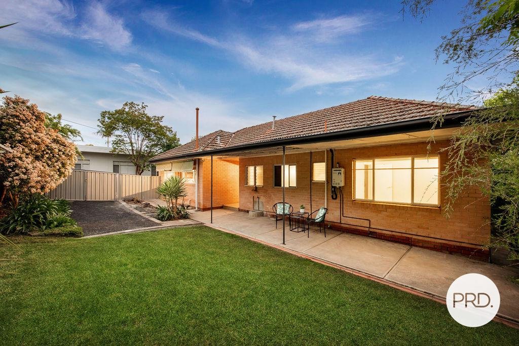 1/597 Paine Street ALBURY 15