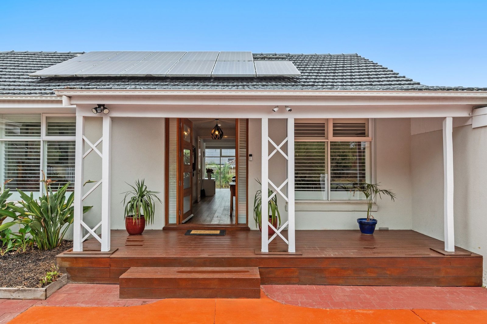 Gallery: 1598 Dandenong Road