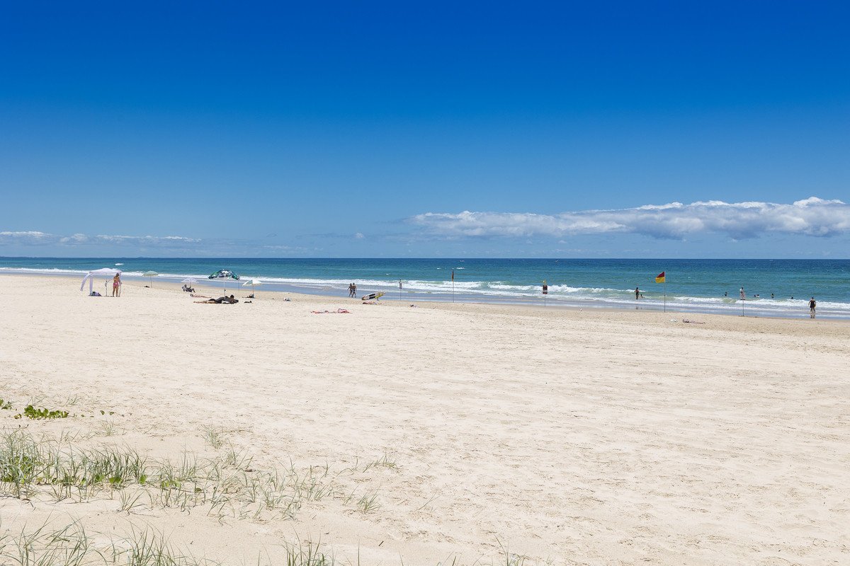 15/987 Gold Coast Highway Palm Beach 14