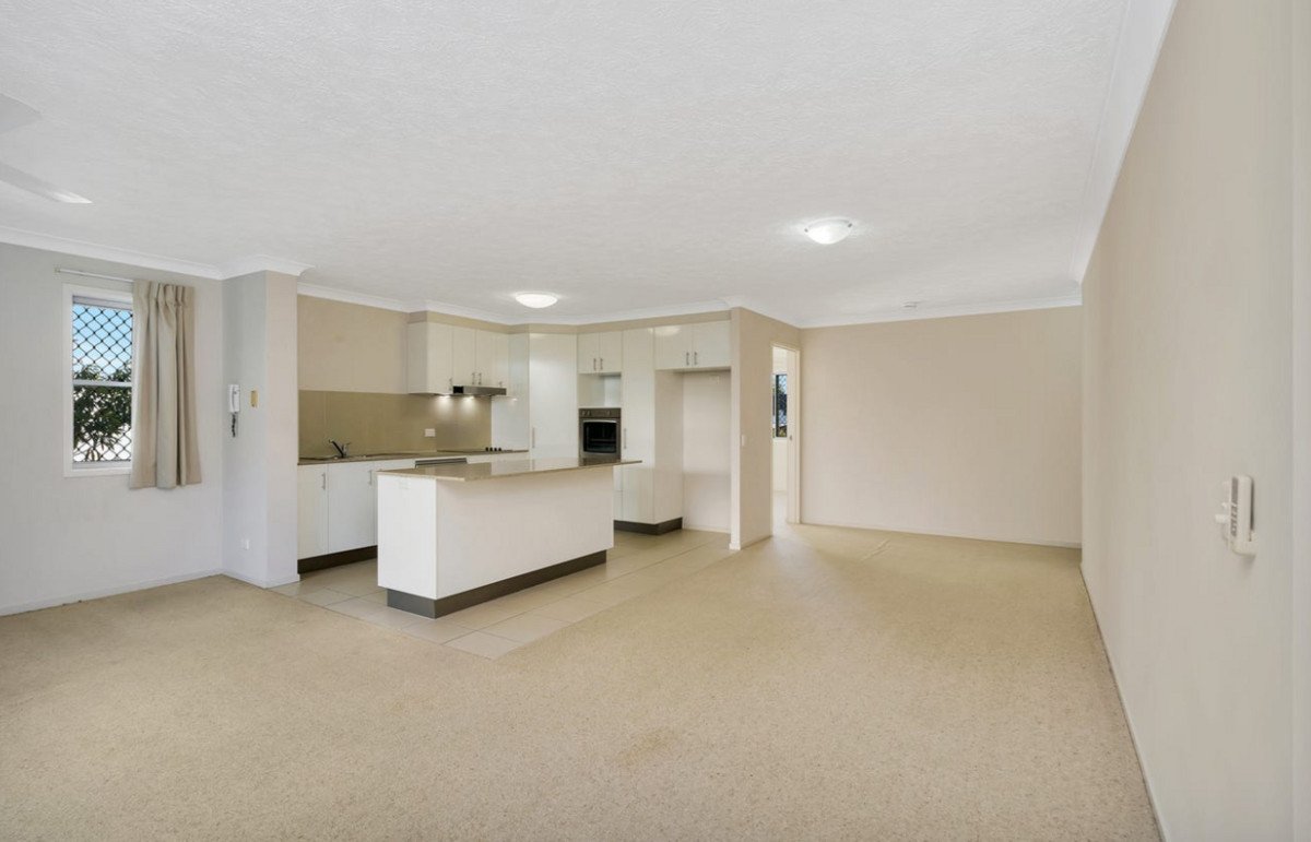 15/99 Muir Street Labrador 5