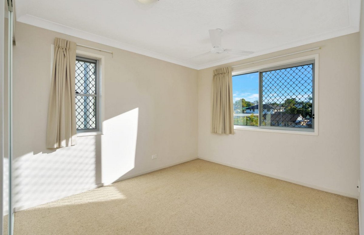 15/99 Muir Street Labrador 8