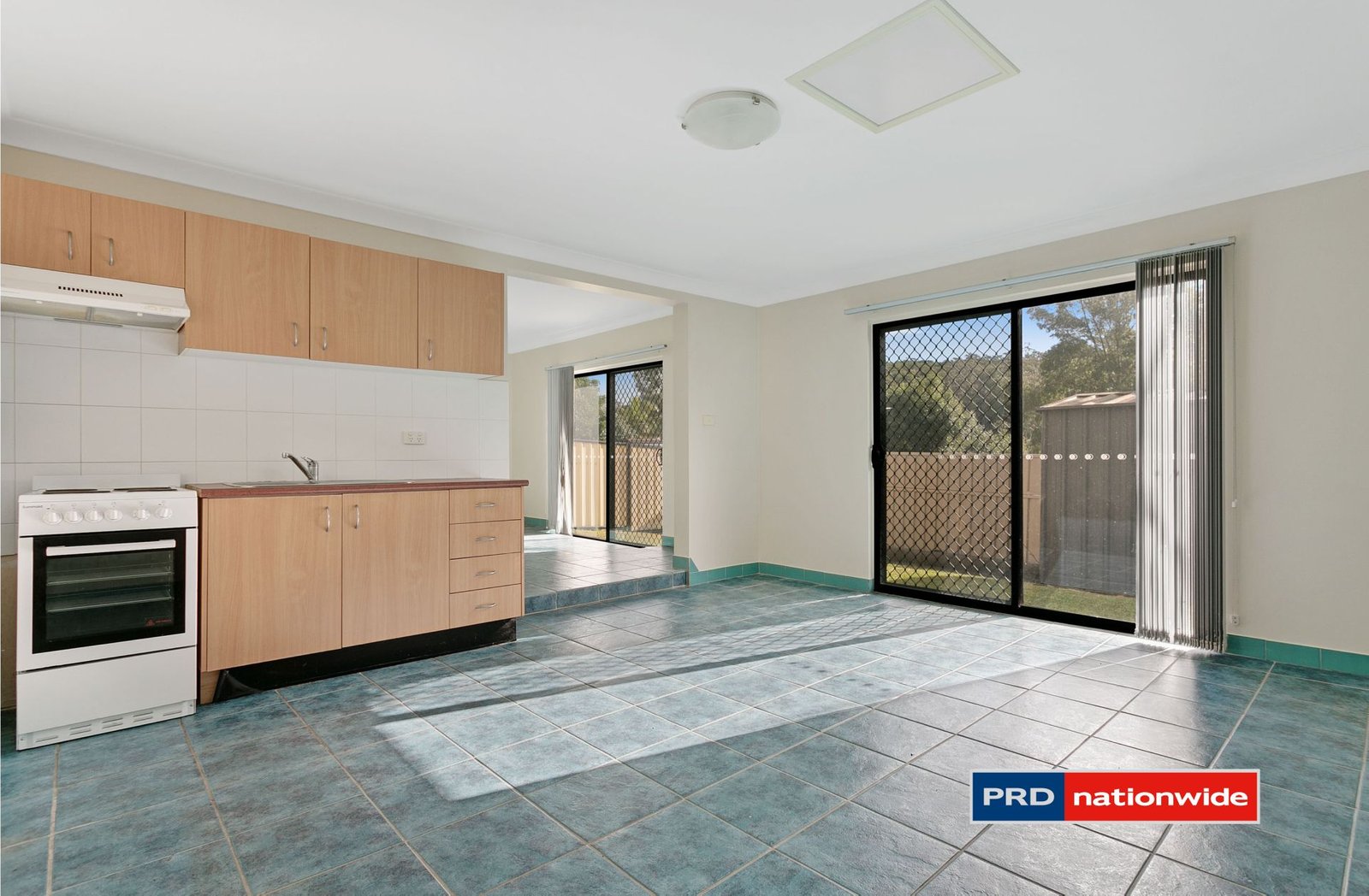 15a Albacore Drive CORLETTE 13
