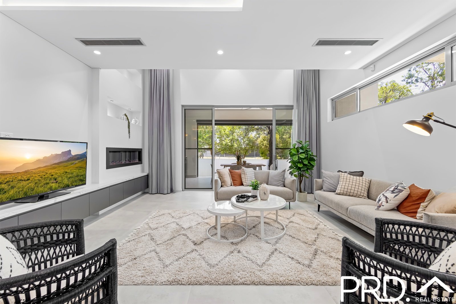 15a Alliance Avenue REVESBY 5