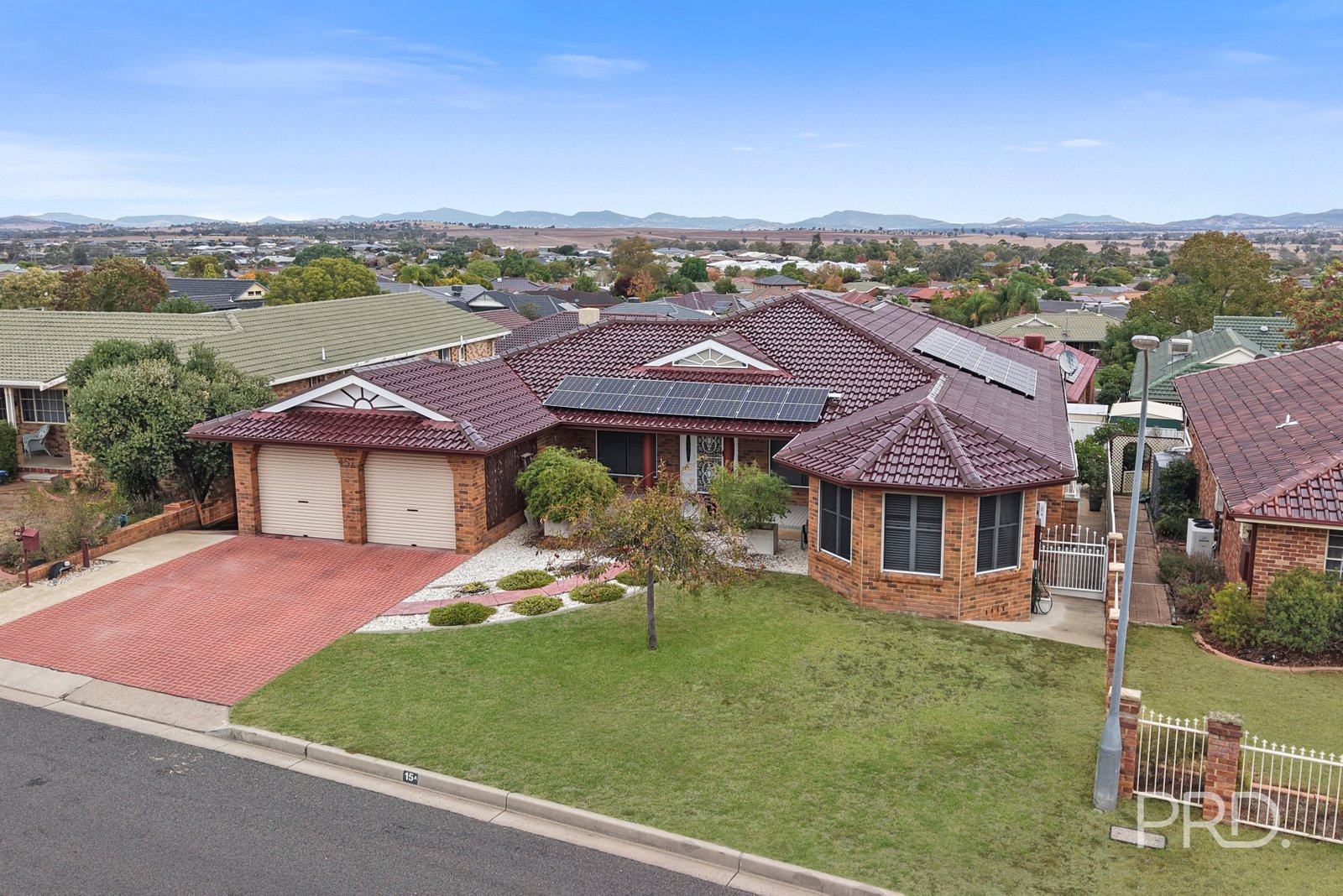 15a Bandalong Street TAMWORTH 3