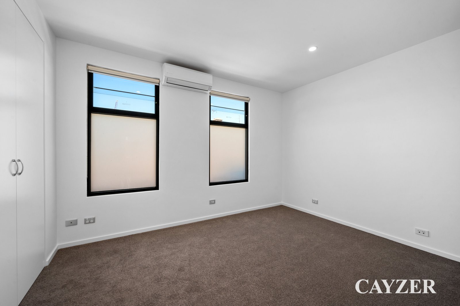 Gallery: 15A Dow Street