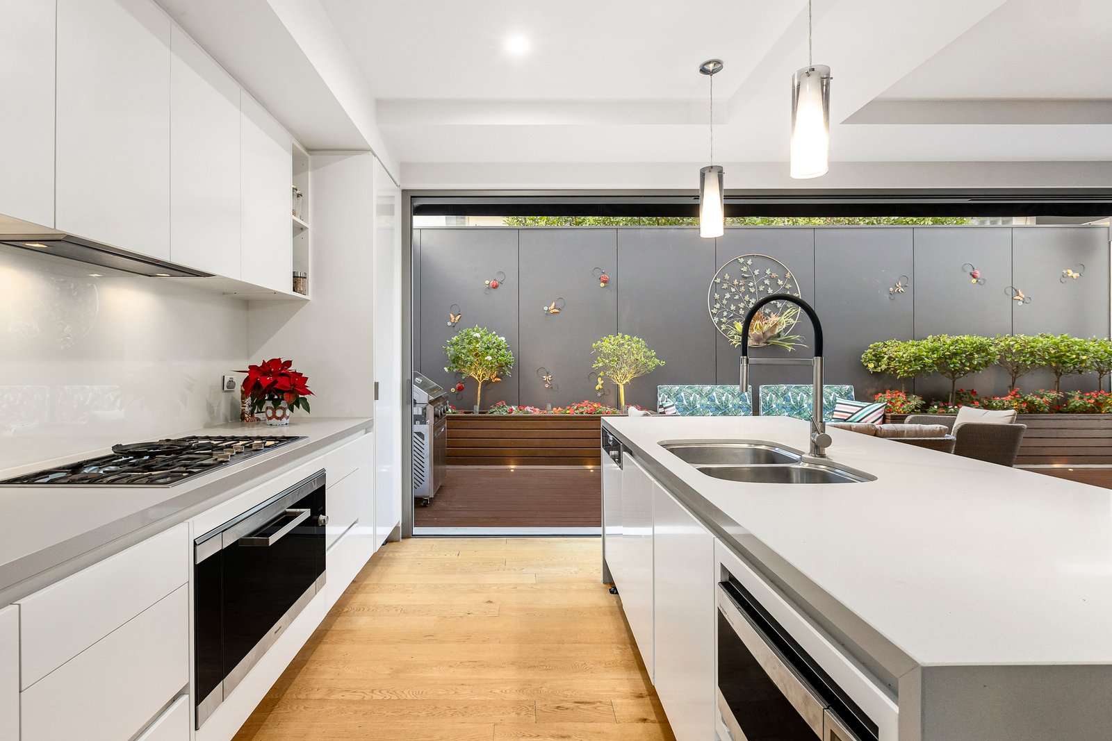 15A Glencairn Avenue, Brighton East, 3187