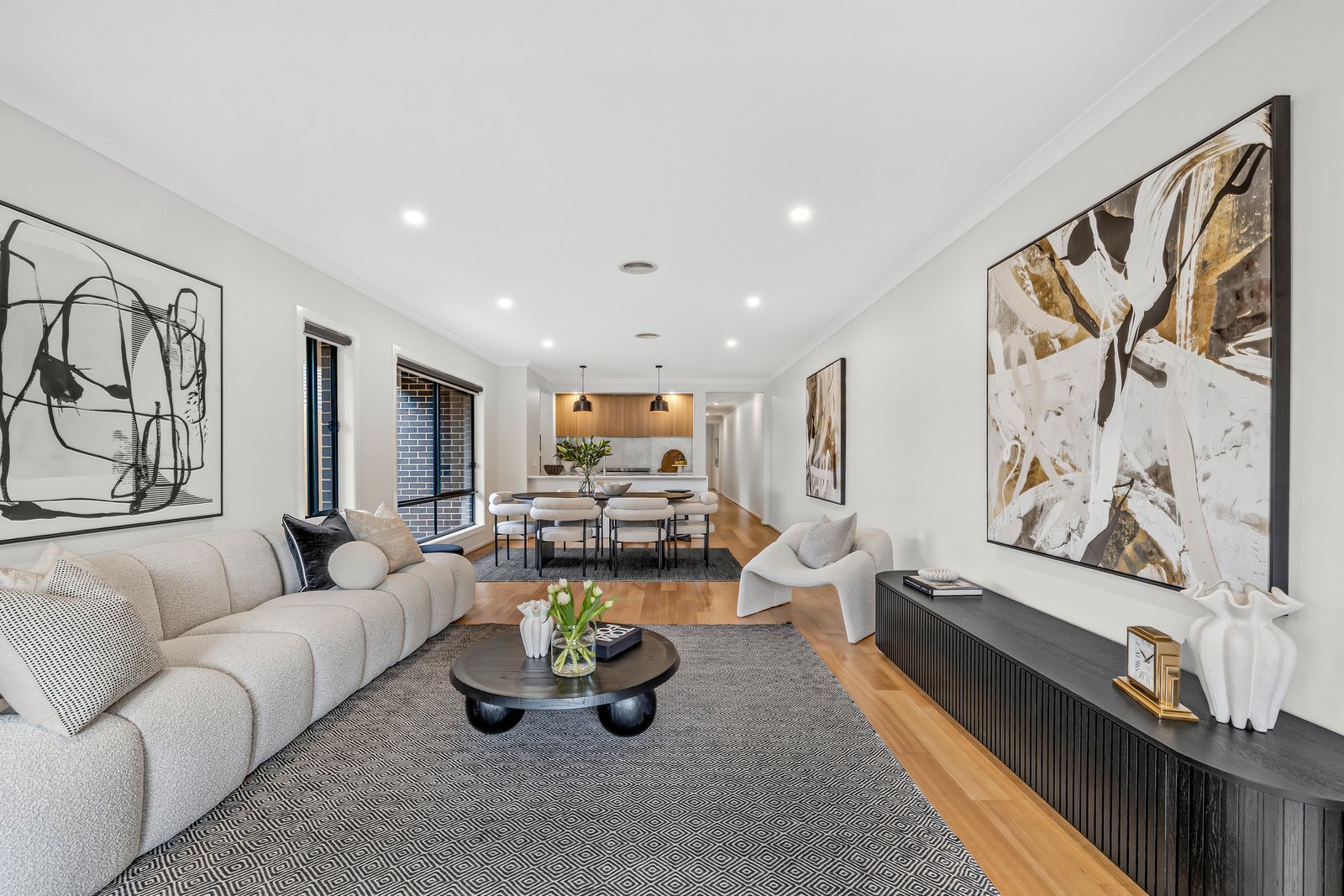 Gallery: 15A Hughes Street