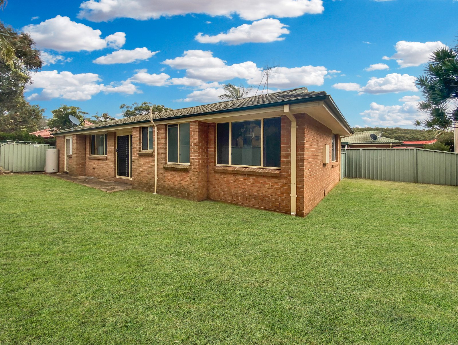 15a Jellicoe Close FINGAL BAY 3