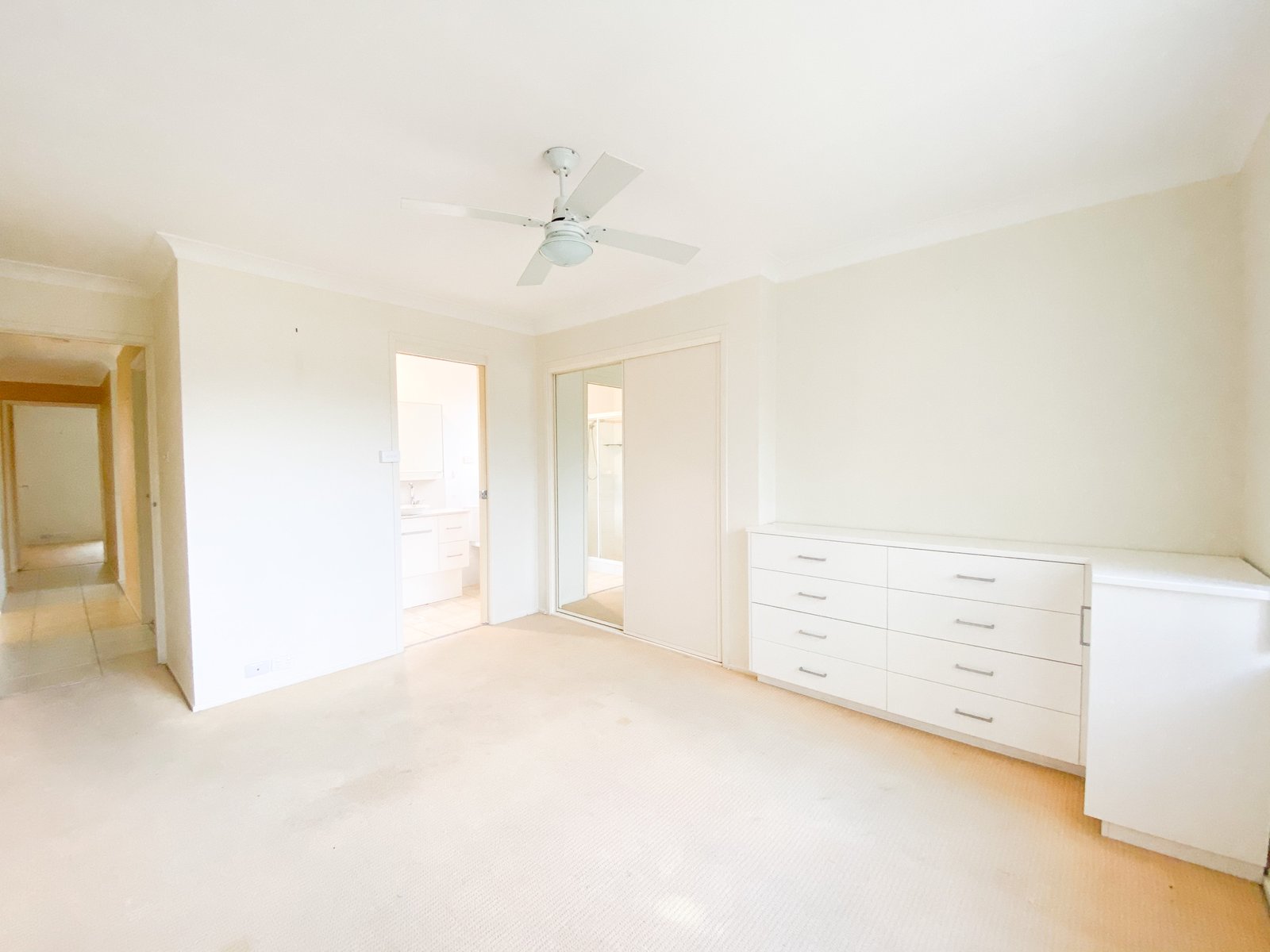 15a Ketch Close CORLETTE 5