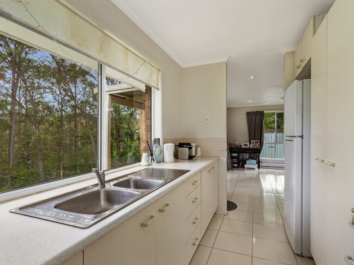 15A Moondance Court Bonogin 4