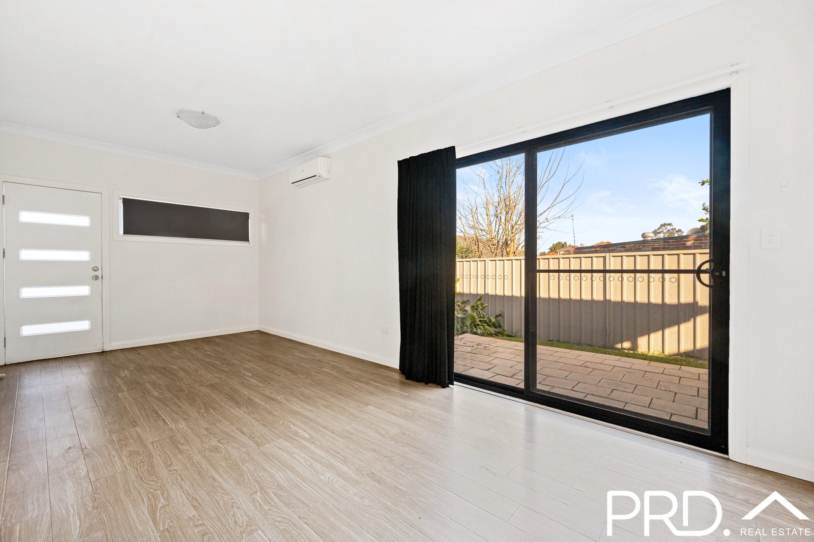 15a Singleton Avenue EAST HILLS 2