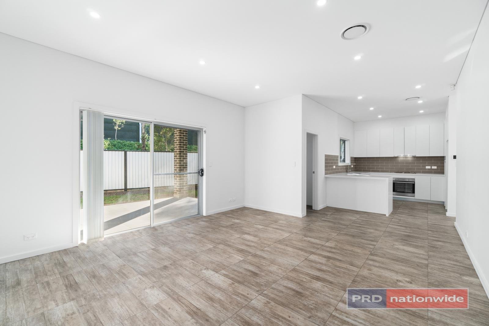 15A Toby Crescent PANANIA 2