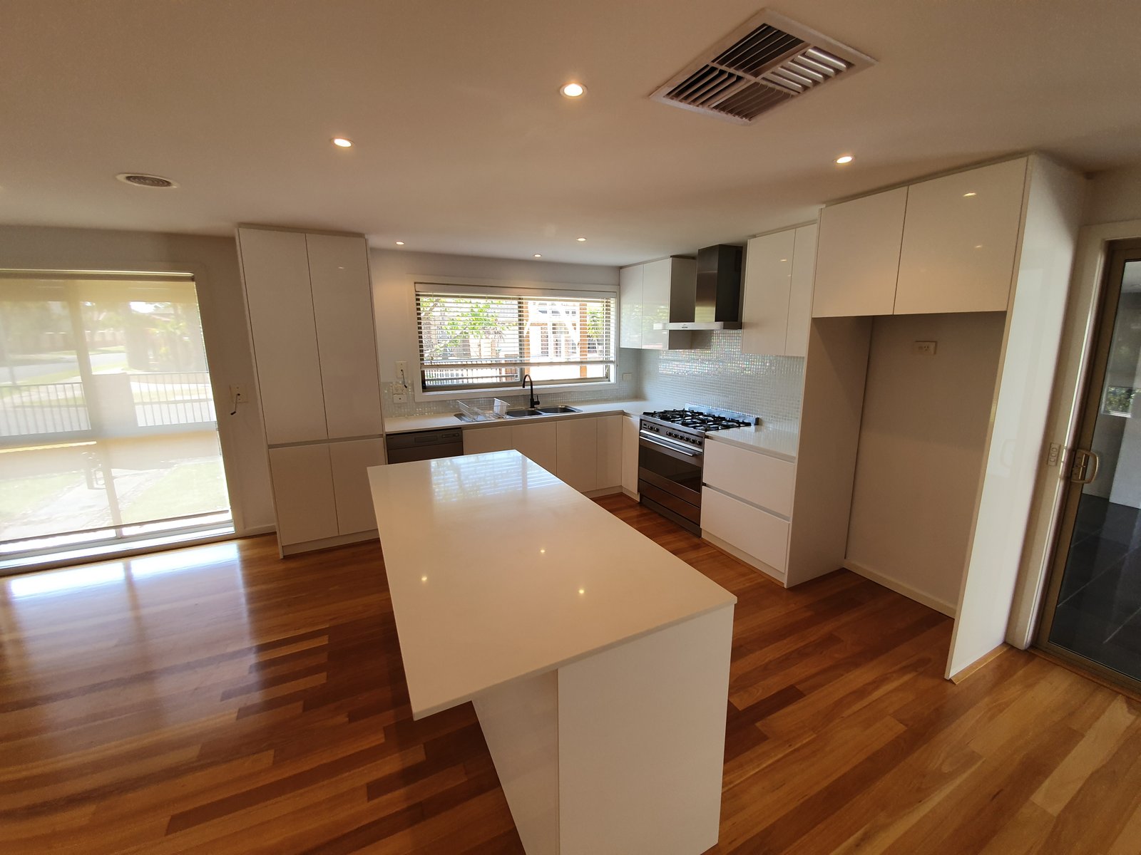 Gallery: 15A Watson Court