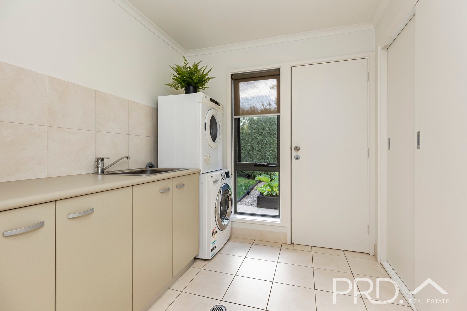 15A Wynyard Street TUMUT 15