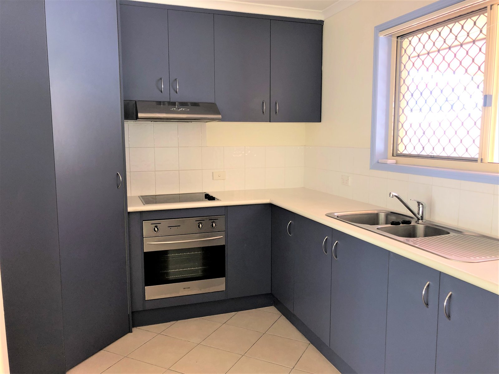 15B Dunstall Street CLINTON 8