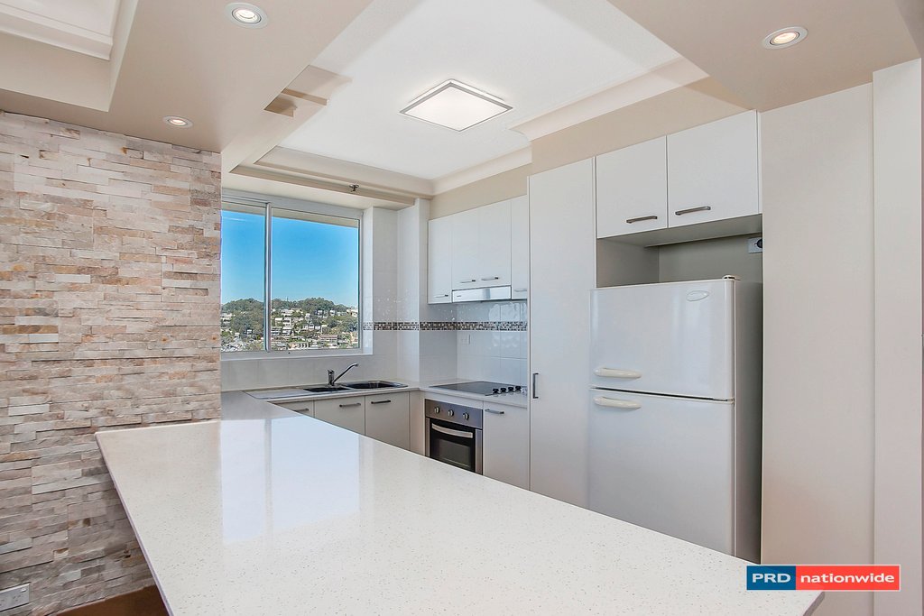 15C/3 Second Avenue BURLEIGH HEADS 3