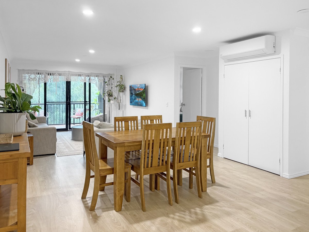 15E/1 Great Hall Drive Miami 1