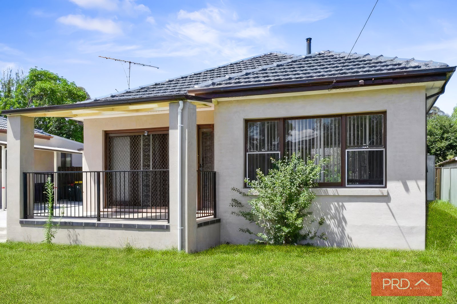 1/6-8 Roland Avenue LIVERPOOL 1
