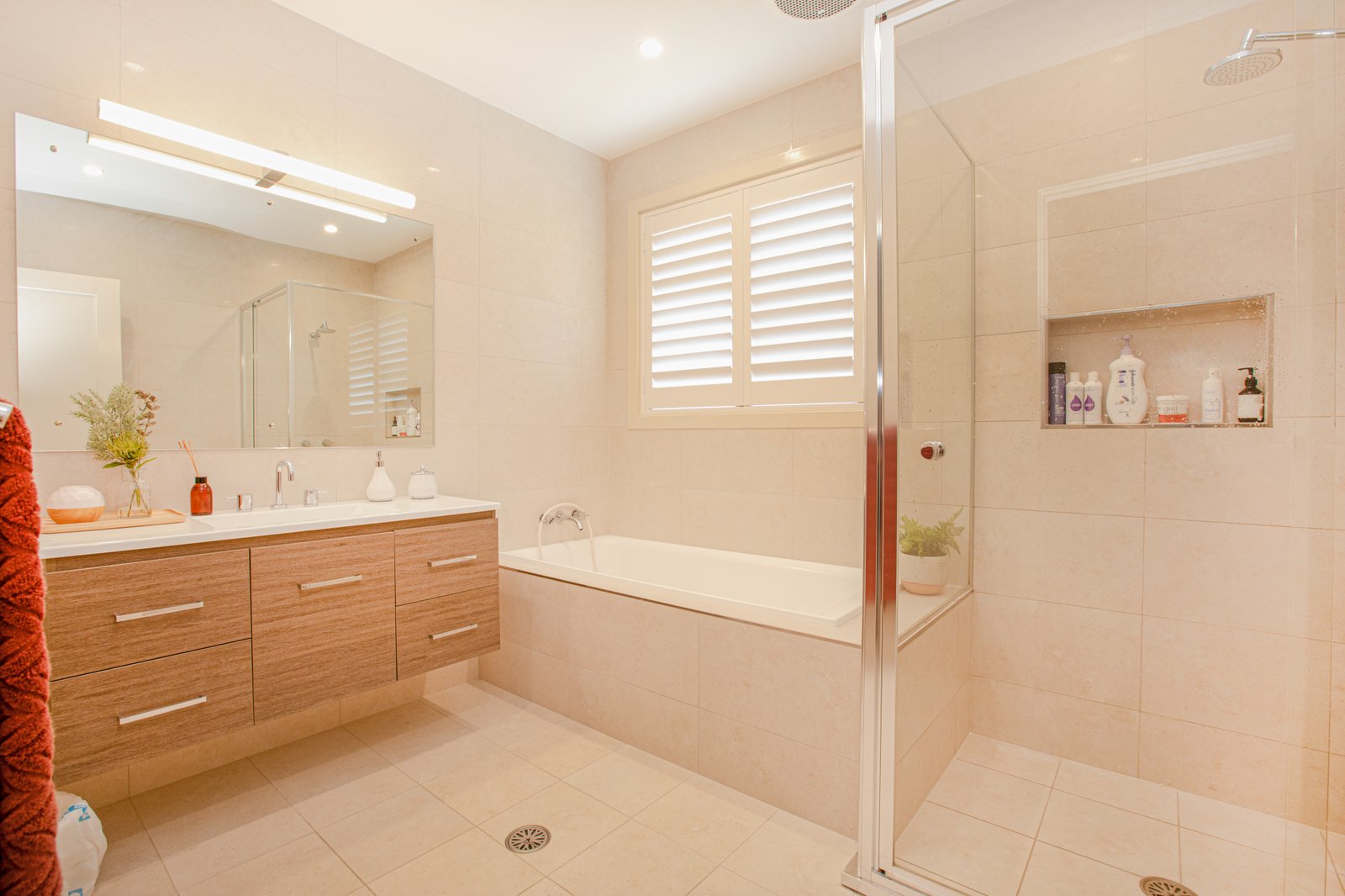 16 Abberton Parkway NORTH ROTHBURY 9