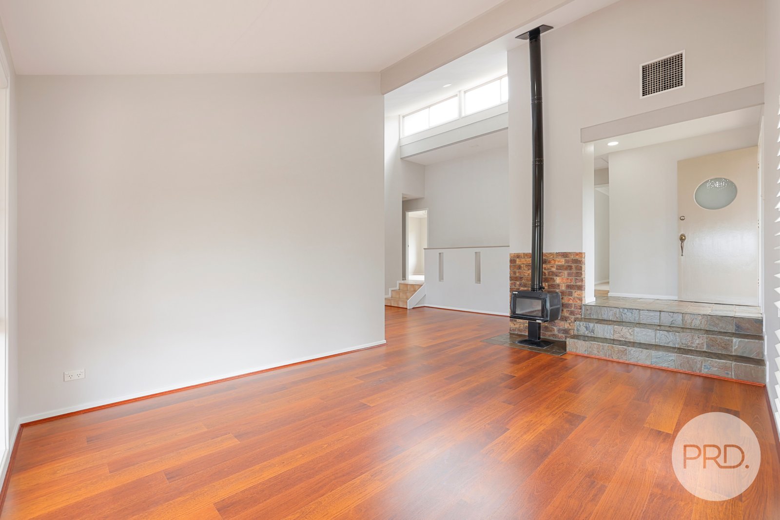 16 Acacia Drive TAMWORTH 3