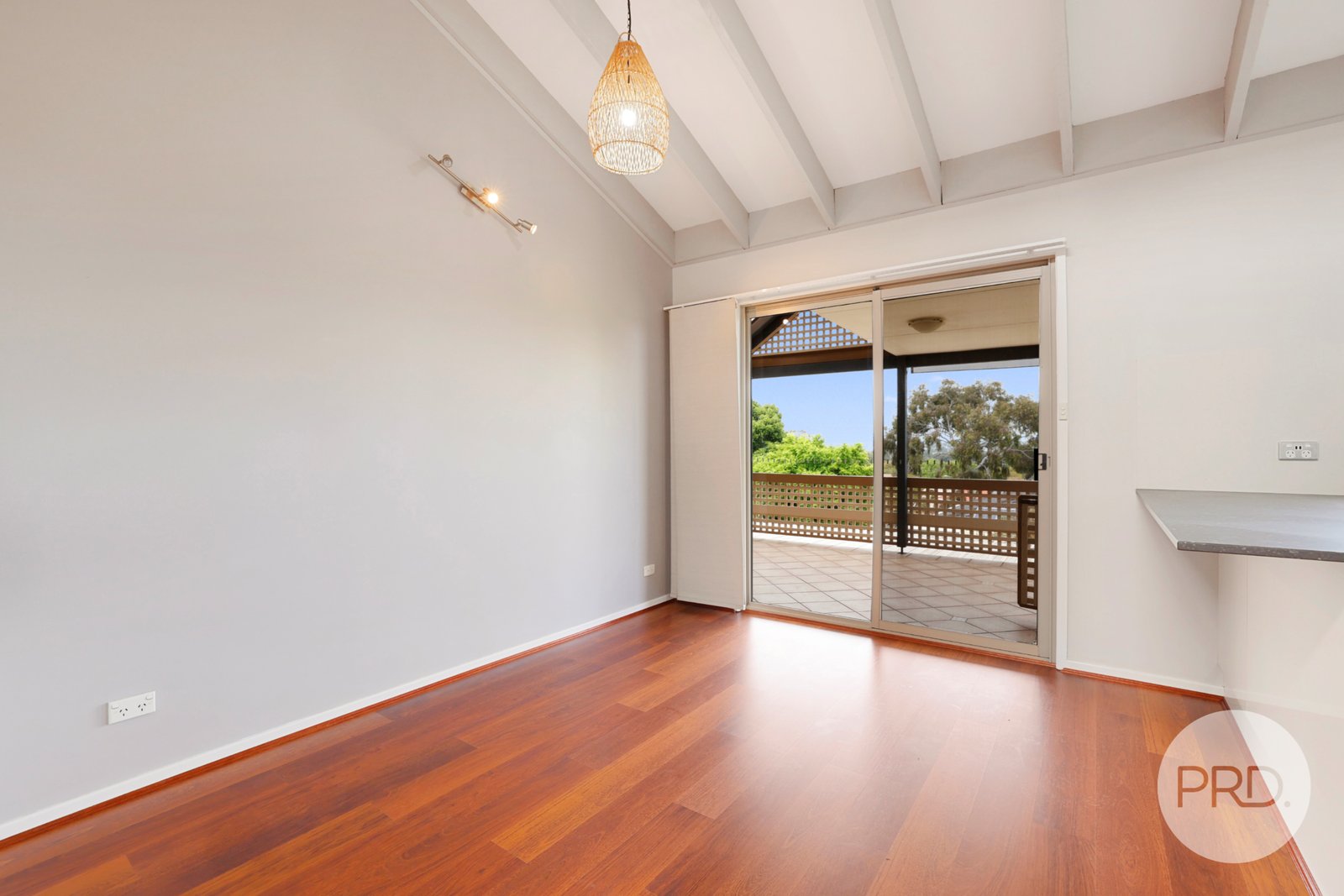 16 Acacia Drive TAMWORTH 4