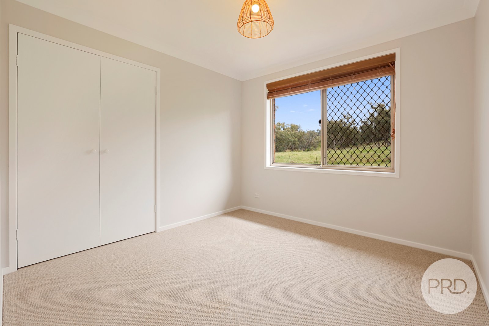 16 Acacia Drive TAMWORTH 9