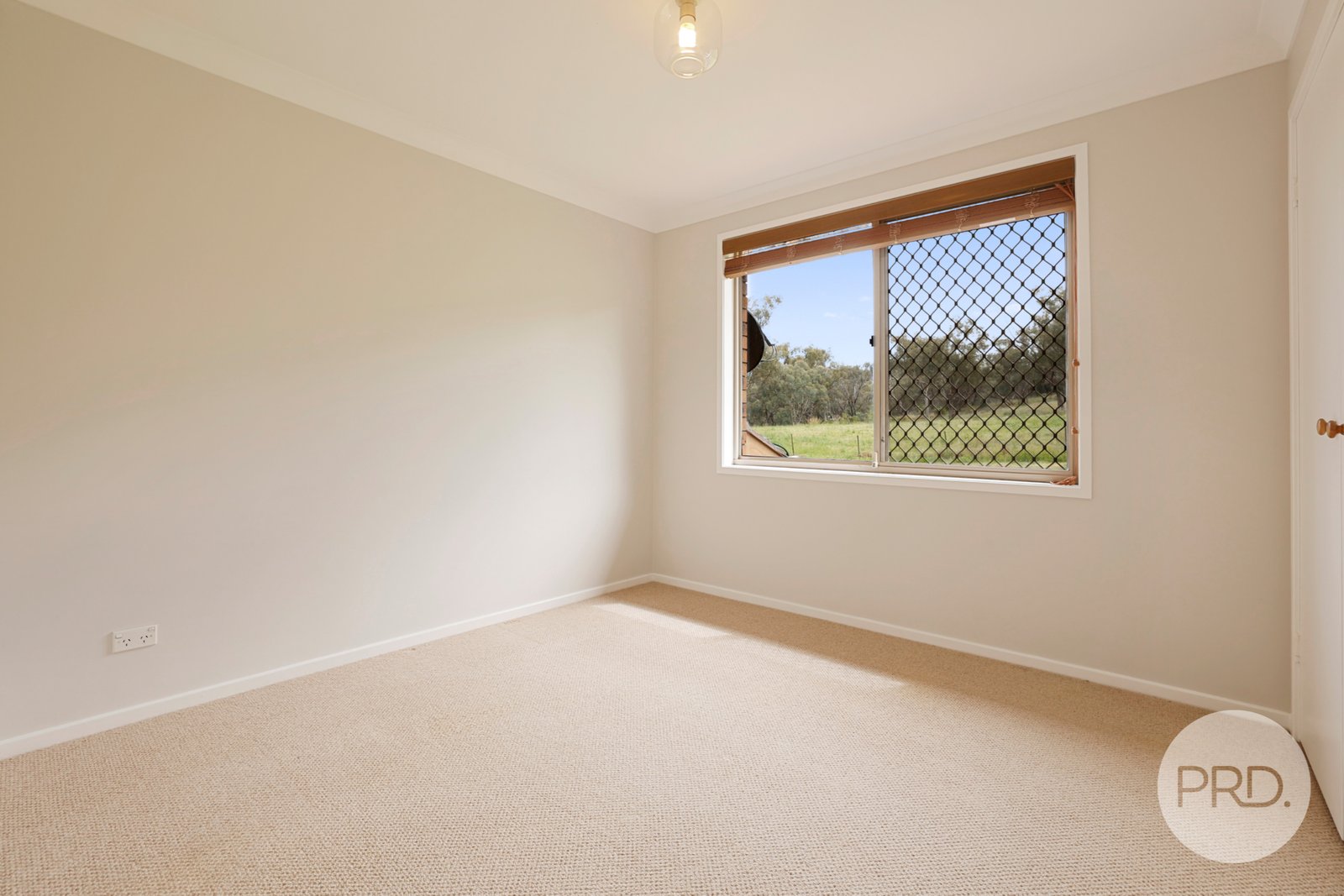 16 Acacia Drive TAMWORTH 10