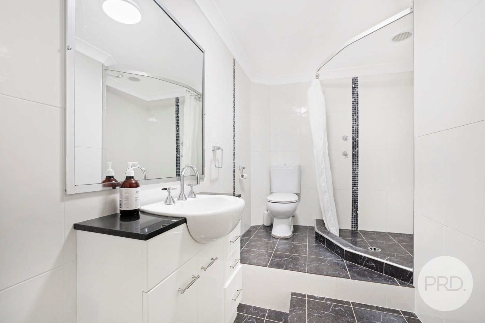 16 Acacia Drive TAMWORTH 18