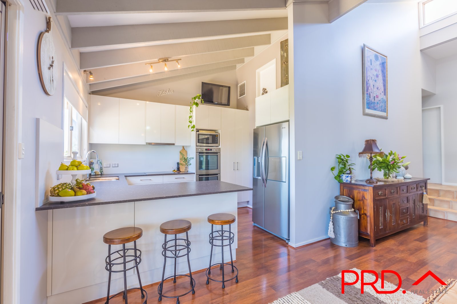 16 Acacia Drive TAMWORTH 5