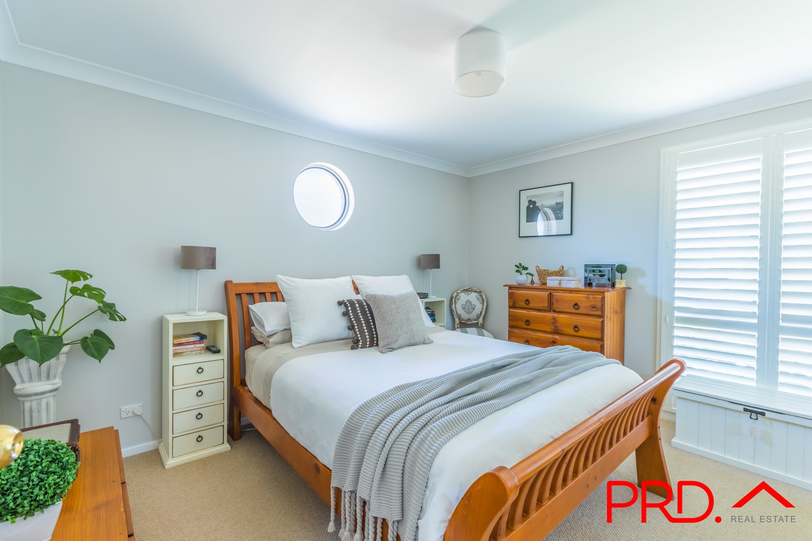 16 Acacia Drive TAMWORTH 9