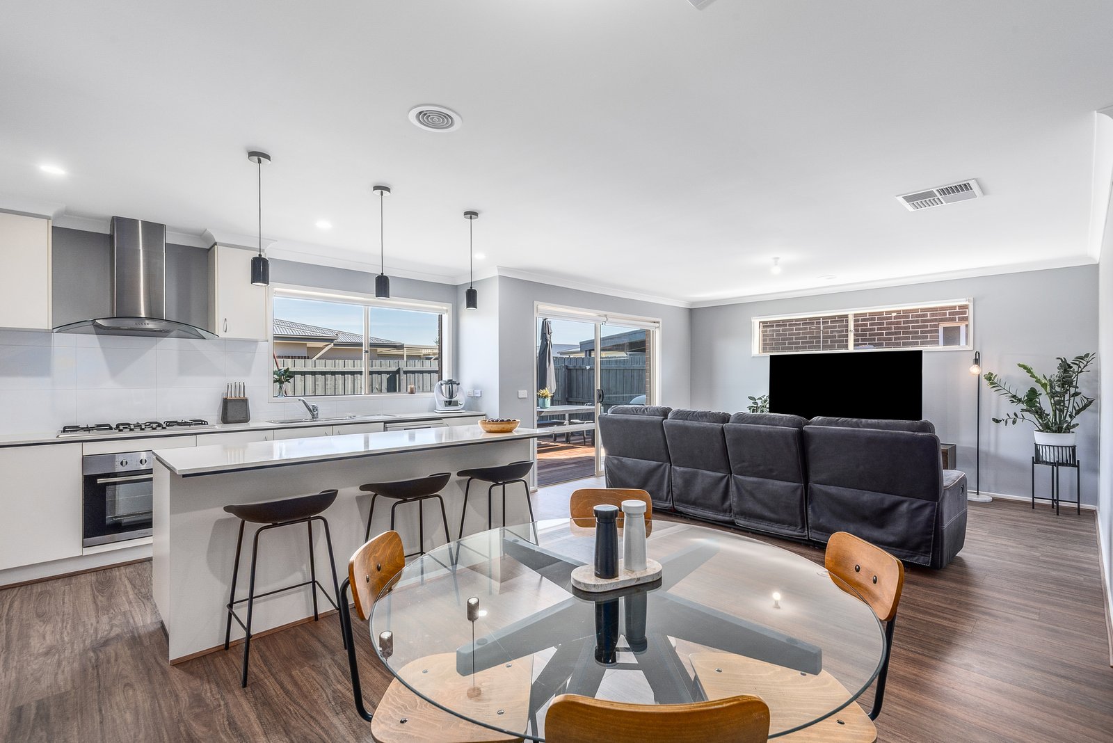 Gallery: 16 Adair Court