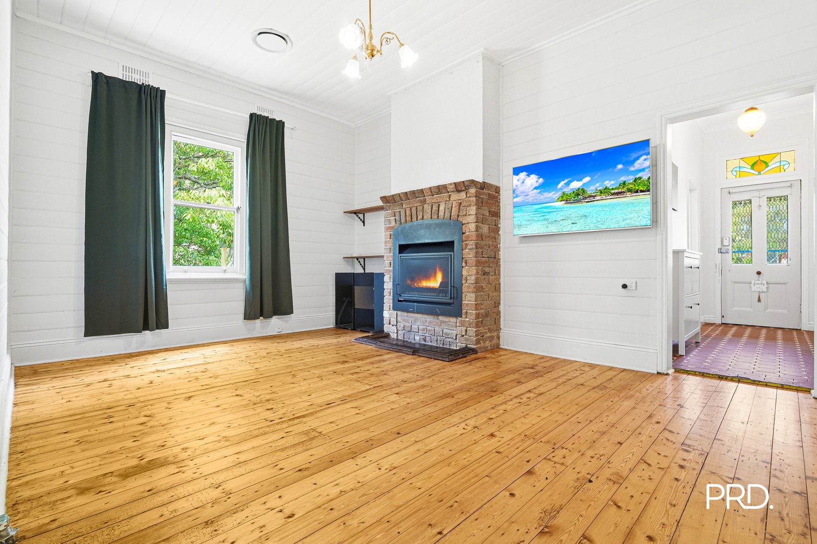 16 Addington Rd  Hazelbrook 3